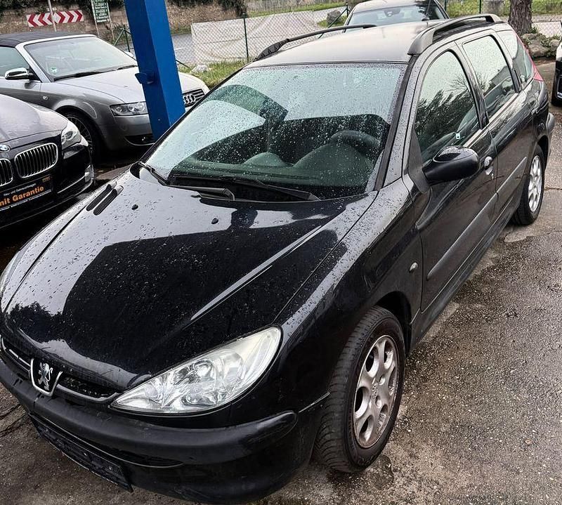 Gebraucht Peugeot 206 Filou 88 PS (64 kW) 2004 Schwarz Kombi