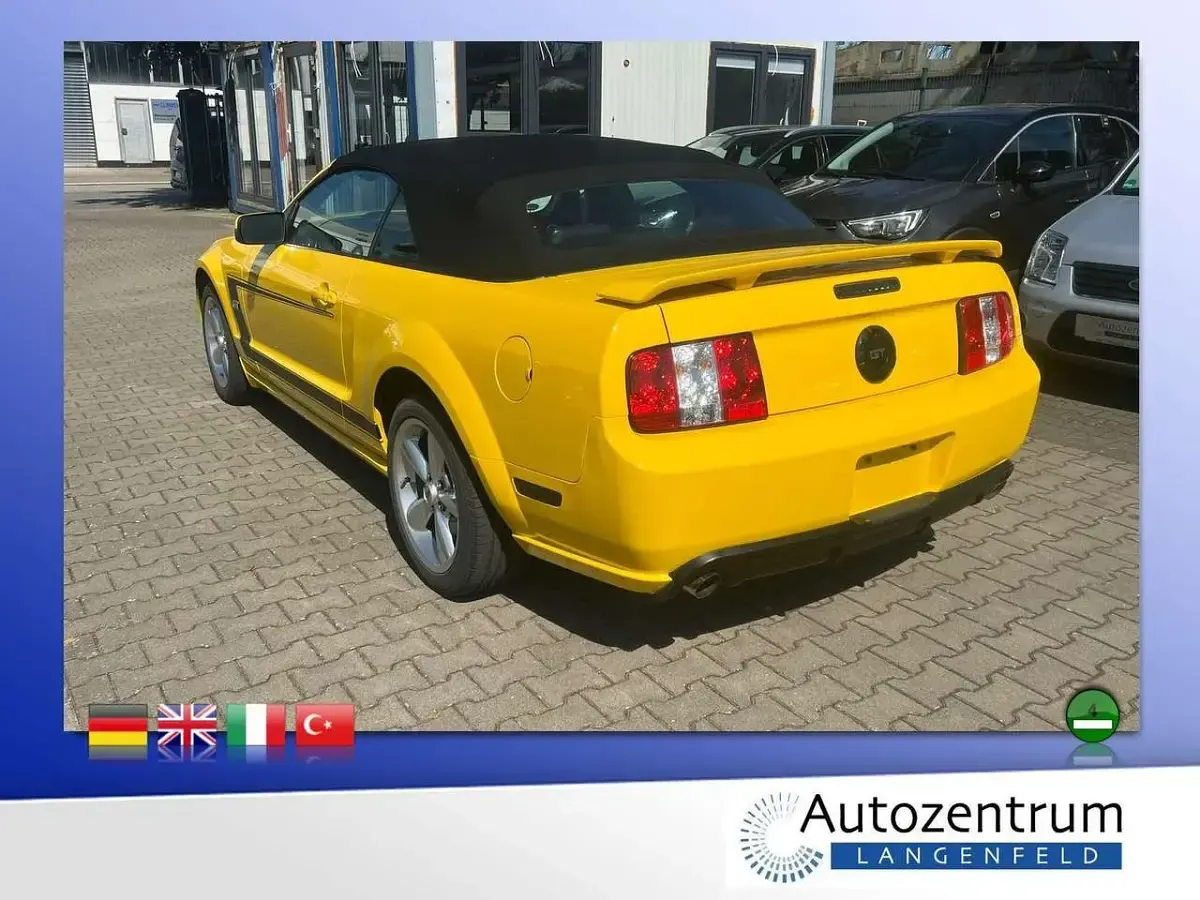 Gebraucht Ford Mustang 305 PS (224 kW) 2006 Gelb Cabrio