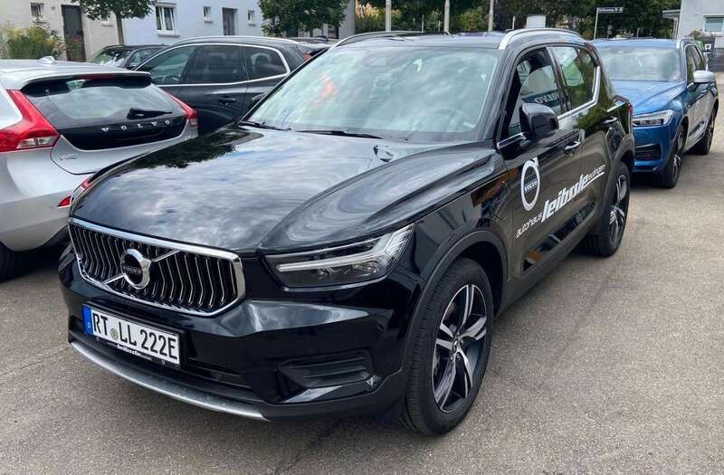 Schwarz Gebraucht 2022 Volvo XC40 Ultimate SUV | 49.990 € - Bild 1/4
