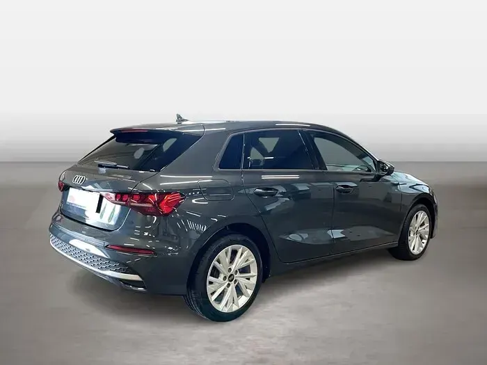 Brugt Audi A3 Advanced 116 HK (85 kW) 2025 Grå Sedan