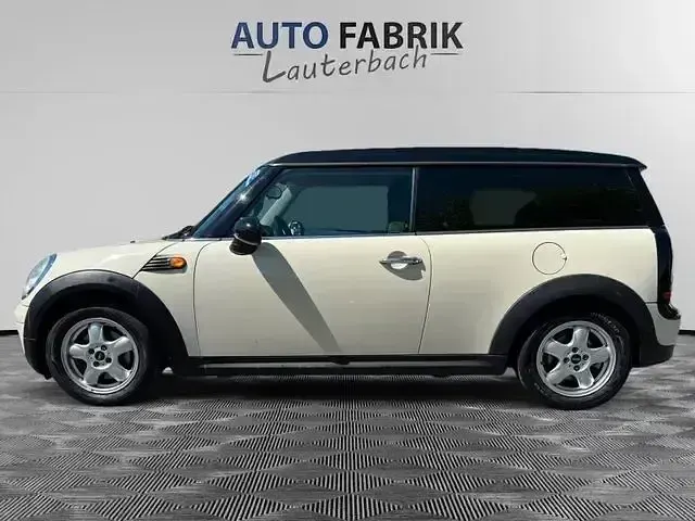 Usata Mini Cooper 120 CV (88 kW) 2010 Bianco Utilitaria