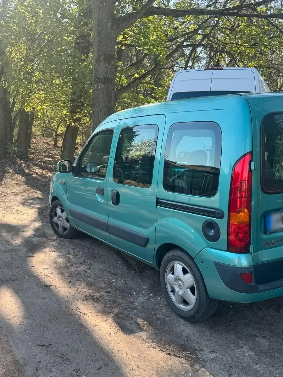 Usata Renault Kangoo 80 CV (58 kW) 2004 Verde Monovolume
