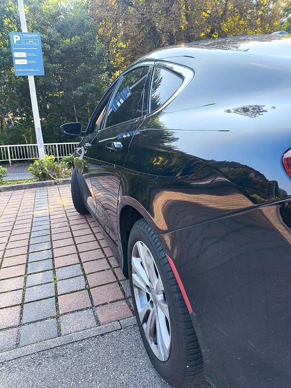 Gebraucht Chrysler 200 186 PS (136 kW) 2019 Schwarz Limousine