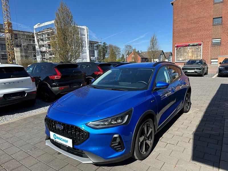 Gebraucht Ford Focus Active 125 PS (91 kW) 2024 Blau Limousine