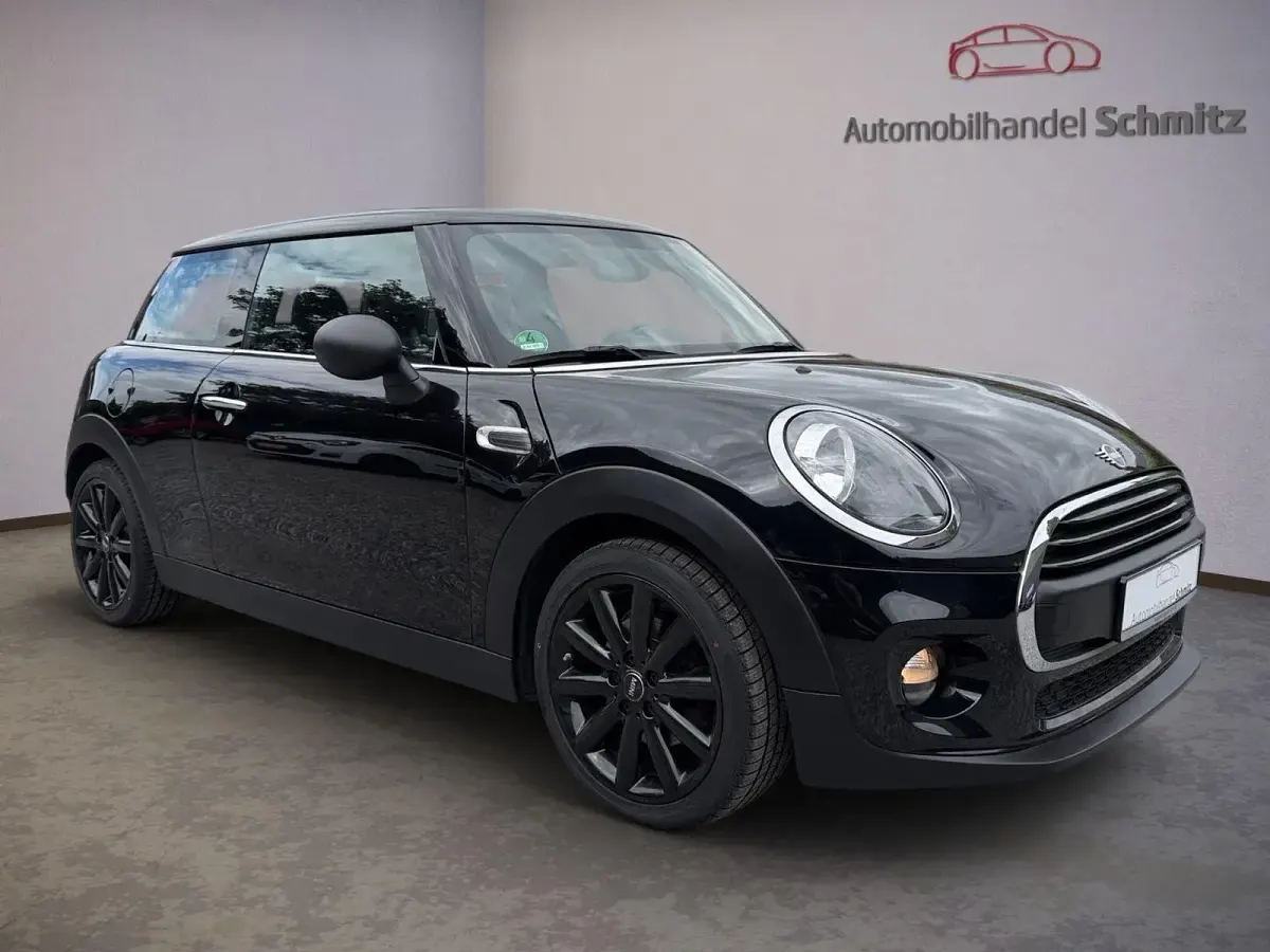 Gebraucht Mini ONE 102 PS (75 kW) 2019 Schwarz Kleinwagen