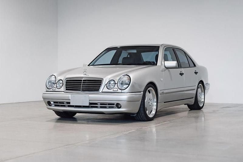 Gebraucht Mercedes E55 AMG AMG 354 PS (260 kW) 1999 Brillantsilber Limousine