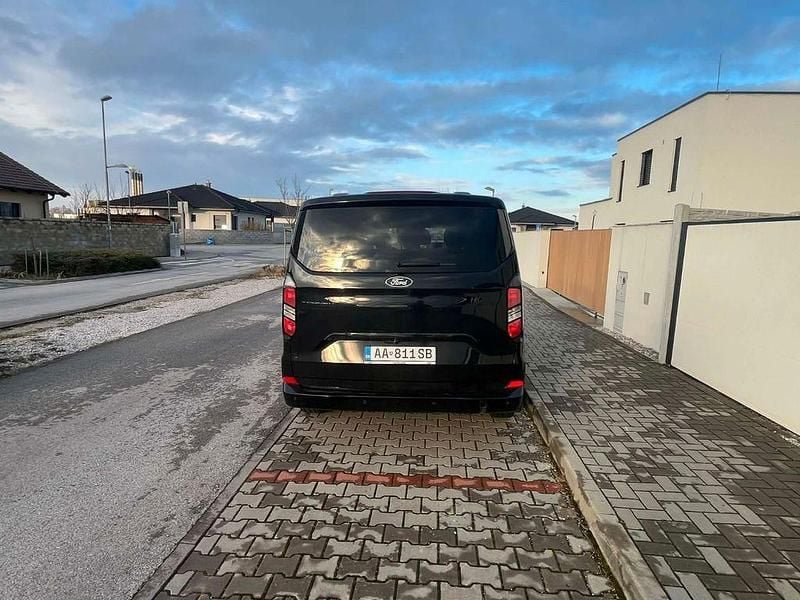 Gebraucht Ford Transit Custom 170 PS (125 kW) 2025 Schwarz Van / Kleinbus