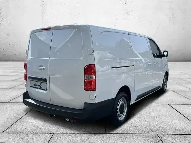 Gebraucht Peugeot Expert 144 PS (105 kW) 2024 Weiß Van