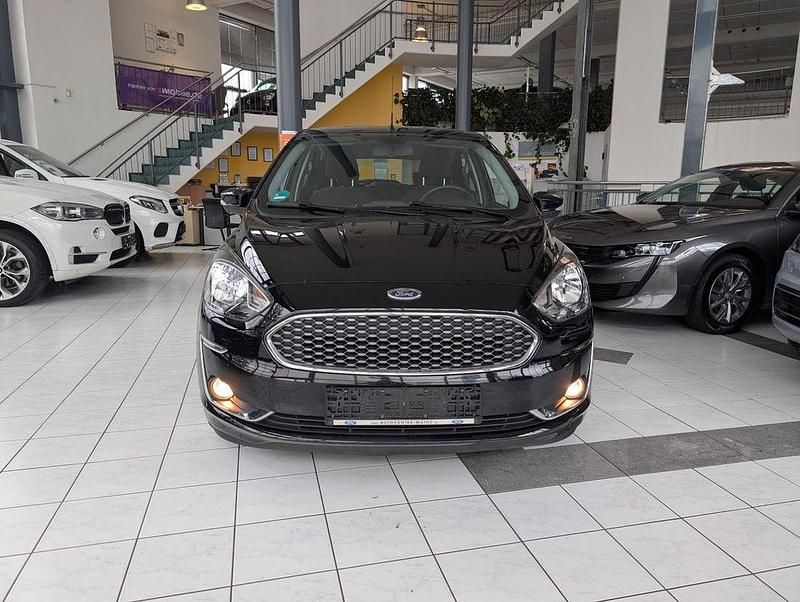 Gebraucht Ford Ka Plus 86 PS (63 kW) 2019 Schwarz Kleinwagen
