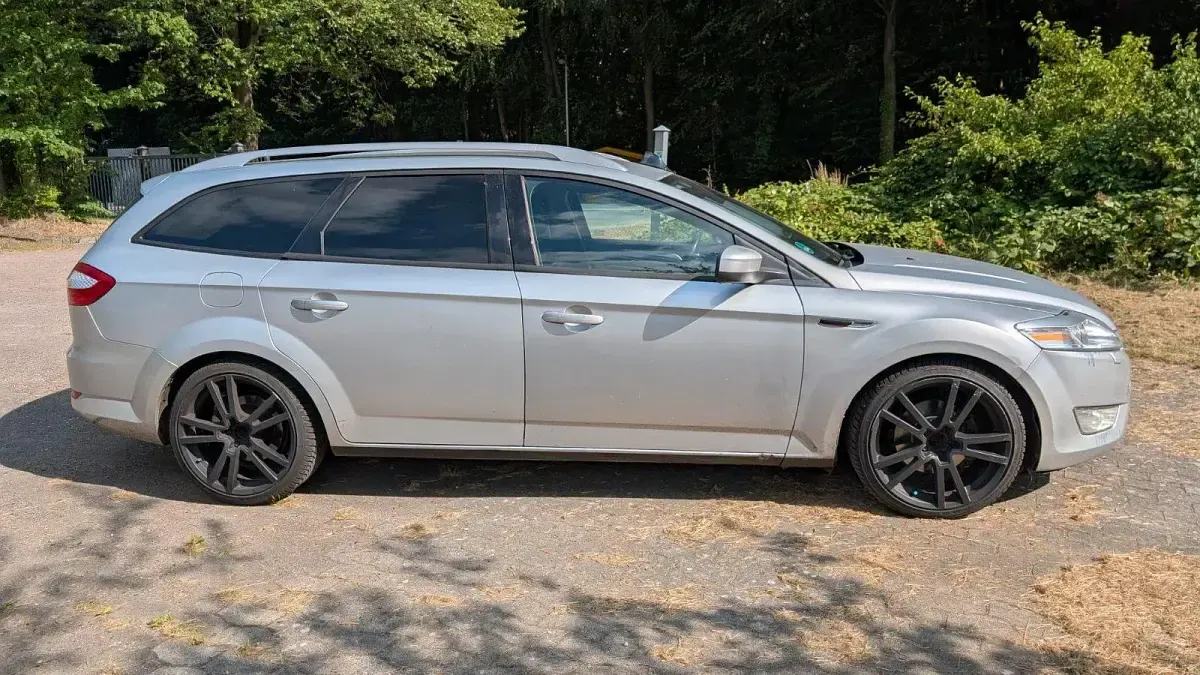 Gebraucht Ford Mondeo 140 PS (102 kW) 2010 Kombi