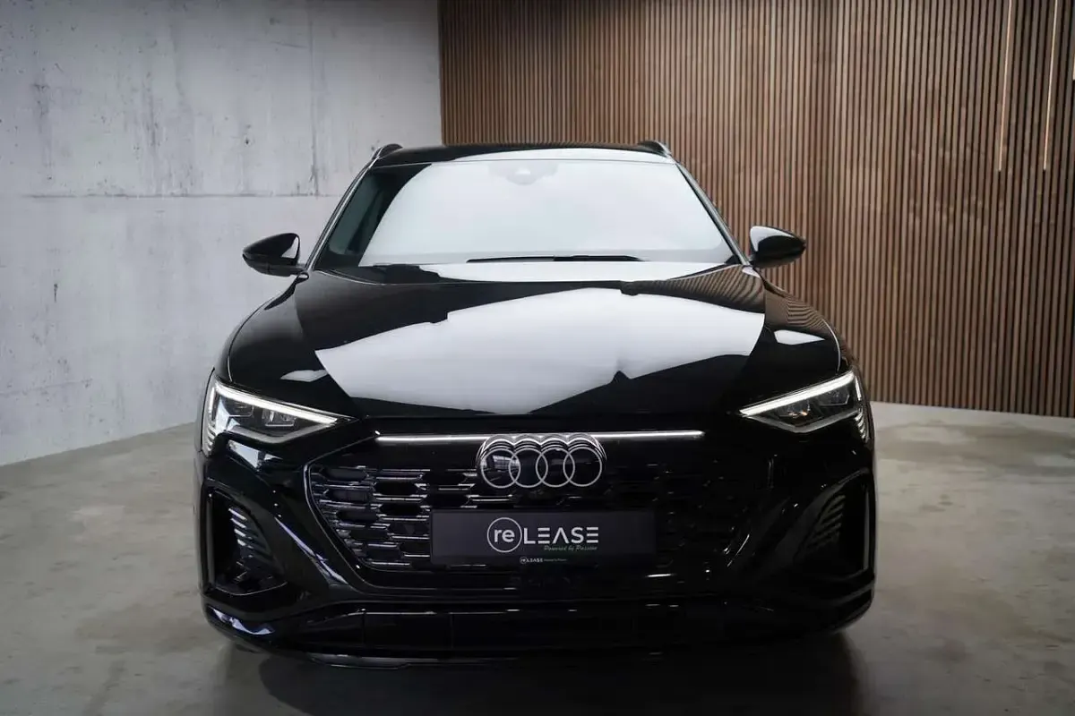 Usata Audi Q8 e-tron S-Line 250 kW (340 CV) 2023 Nero SUV