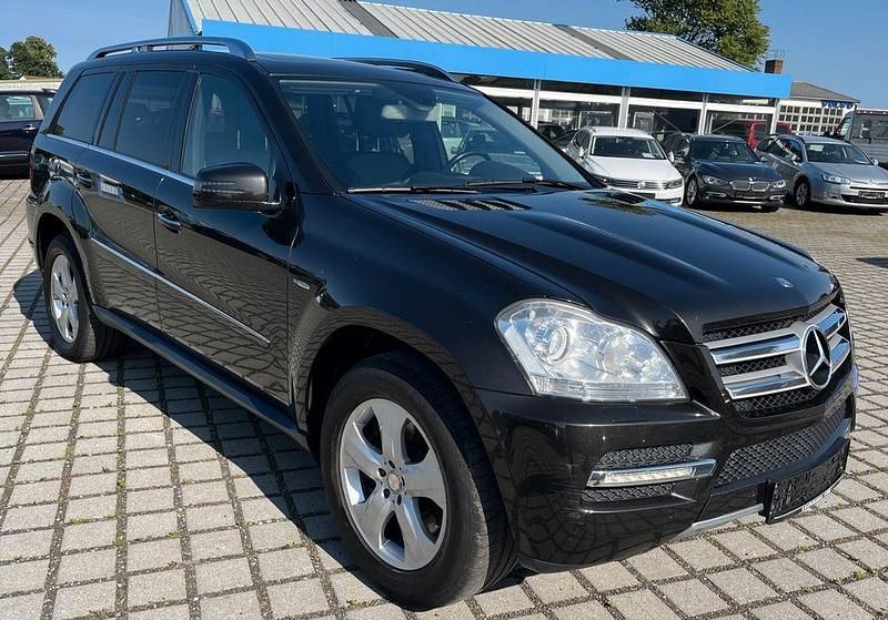 Braun Gebraucht 2011 Mercedes GL350 SUV | 14.500 € (Fairer Preis) - Bild 1/4
