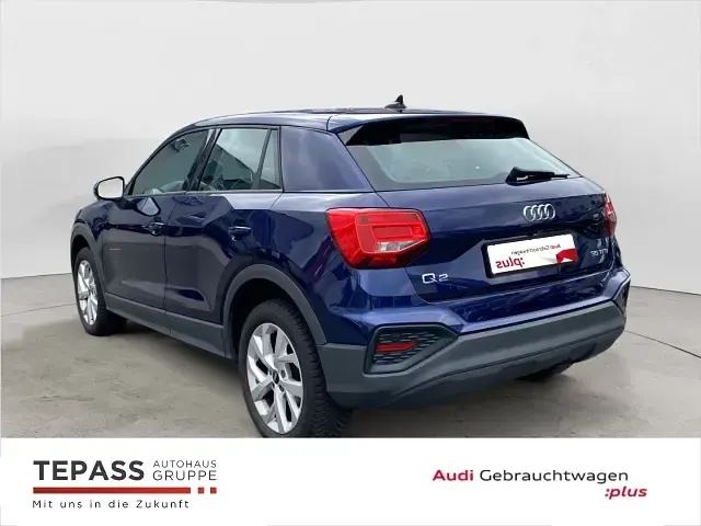Gebraucht Audi Q2 Comfort 150 PS (110 kW) 2022 Blau SUV