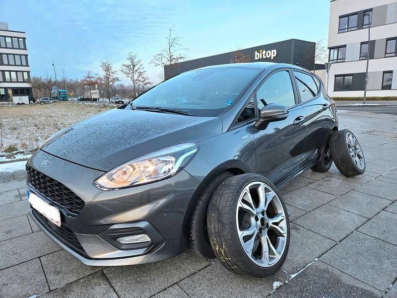 Gebraucht 2018 Ford Fiesta ST-Line Limousine | 9.900 € (Guter Preis) - Bild 1/4