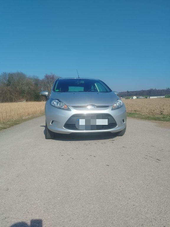 Gebraucht Ford Fiesta Titanium 82 PS (60 kW) 2009 Grau Kleinwagen