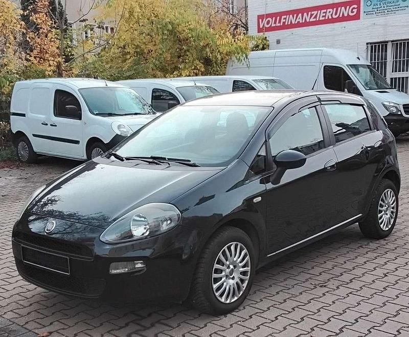 Blau Gebraucht 2012 Fiat Punto Pop Kleinwagen | 2.950 € (Guter Preis) - Bild 1/4