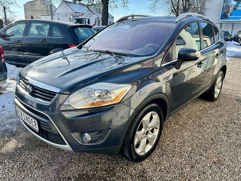 Royalgrau met. (metallic) Gebraucht 2010 Ford Kuga Titanium SUV | 7.499 € (Fairer Preis) - Bild 1/4