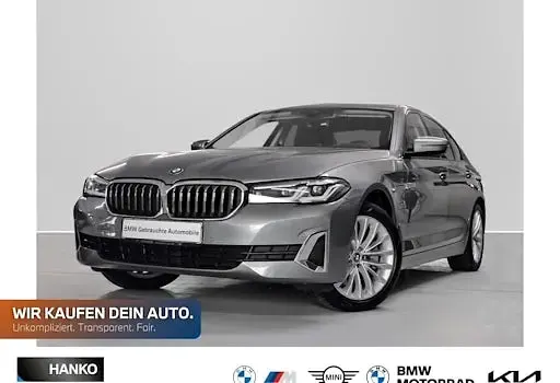 Gebraucht BMW 530e Luxury Line 292 PS (214 kW) 2022 Silber Limousine