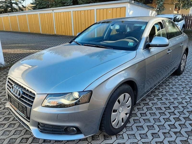 Gebraucht Audi A4 Attraction 160 PS (117 kW) 2008 Grau Limousine