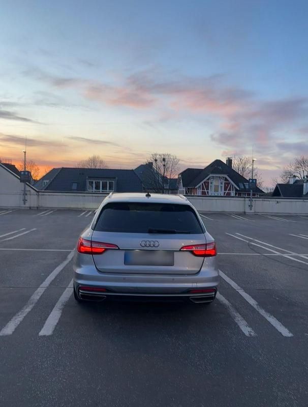 Gebraucht Audi A4 Ambiente 163 PS (119 kW) 2021 Silber Kombi