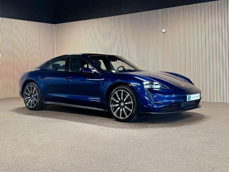 Gebraucht Porsche Taycan Performance Package 350 kW (476 PS) 2022 Blau Limousine