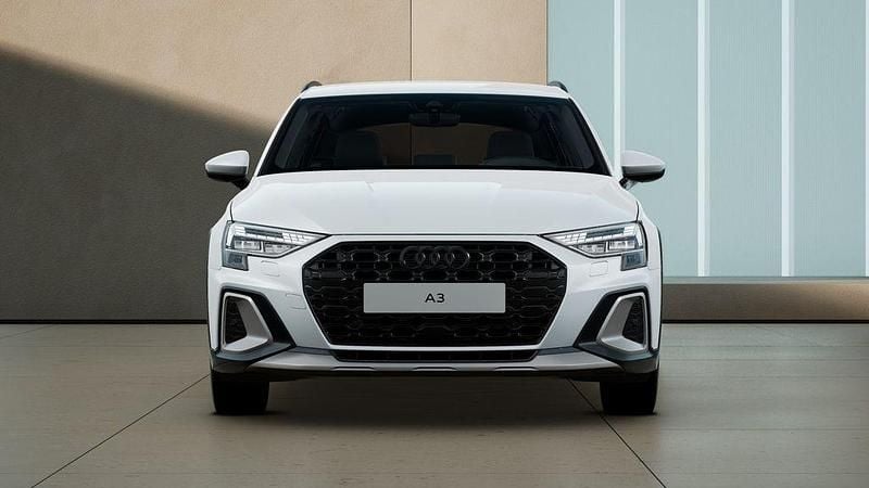 Używany Audi A3 Ambiente 204 KM (150 kW) 2025 Biały Sedan/Limuzyna
