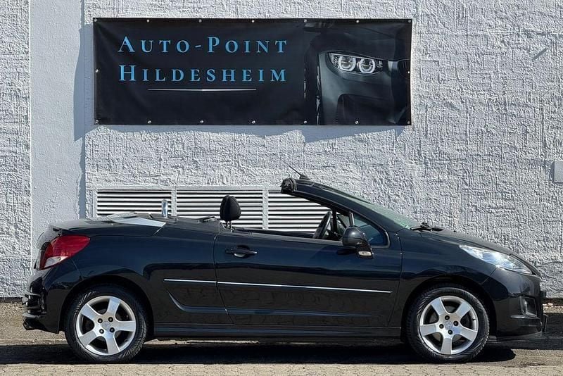 Gebraucht Peugeot 207 CC Active 120 PS (88 kW) 2013 Schwarz Cabrio