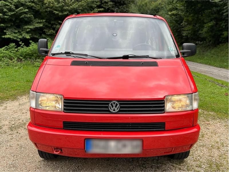 Second-hand VW Transporter 84 CP (61 kW) 1996 Roșu Van
