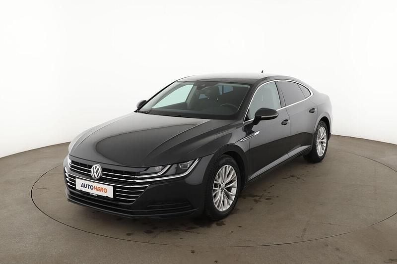 Gebraucht VW Arteon 150 PS (110 kW) 2019 Grau Limousine