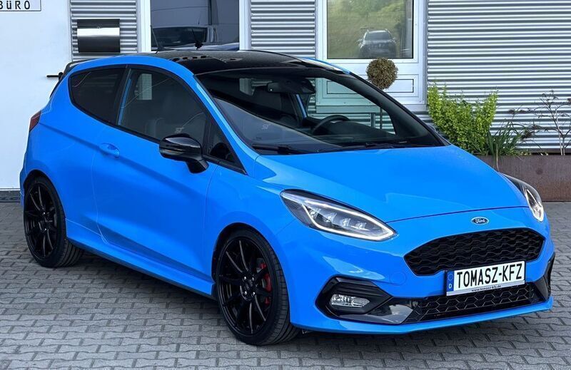Blau Gebraucht 2021 Ford Fiesta ST Kleinwagen | 20.949 € (Fairer Preis) - Bild 1/4