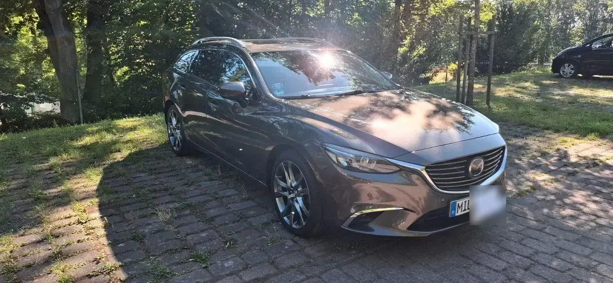 Gebraucht Mazda 6 Nakama Intense 192 PS (141 kW) 2016 Grau Limousine