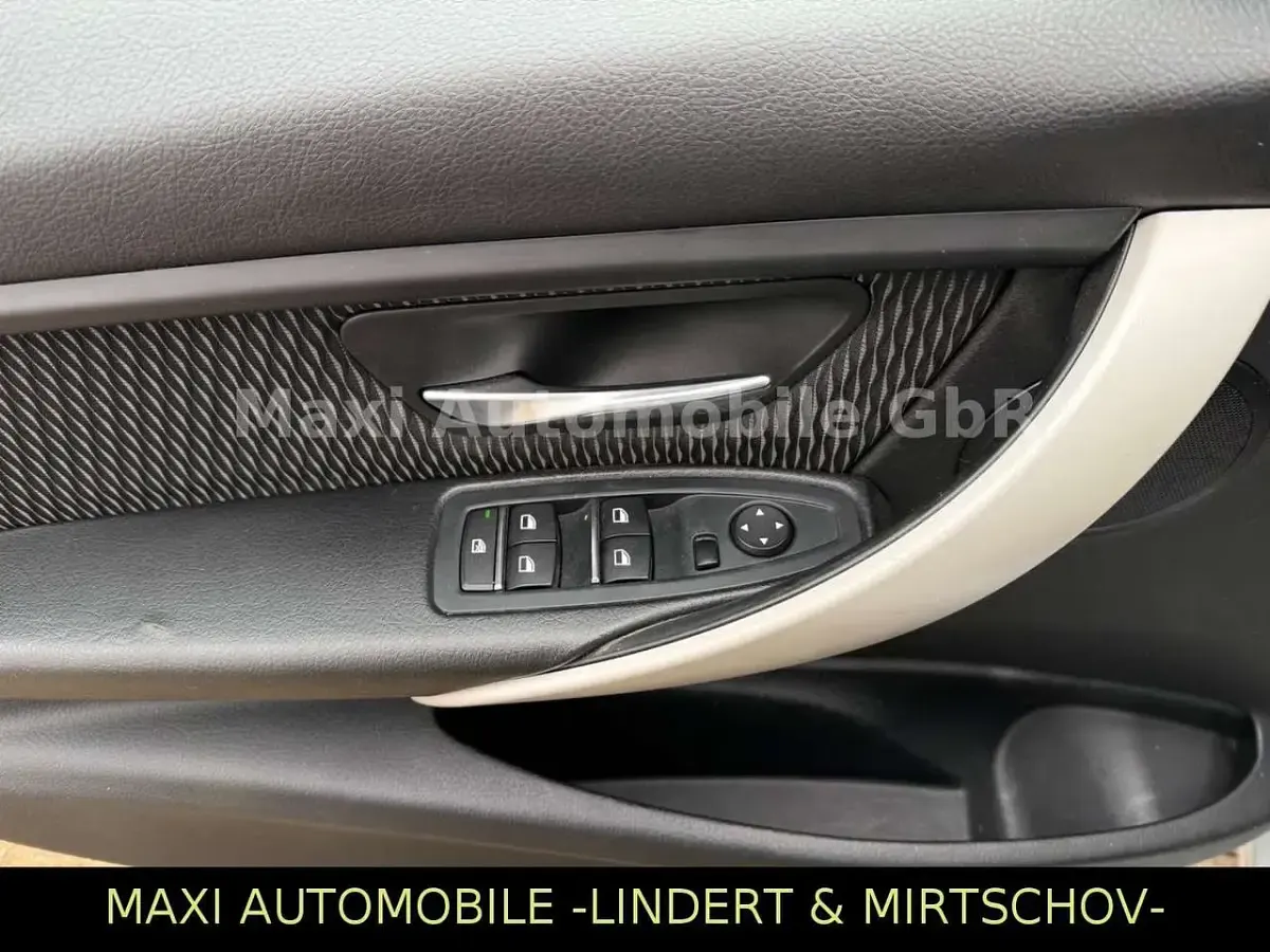 Gebraucht BMW 316 Advantage 116 PS (85 kW) 2015 Glaciersilber Kombi
