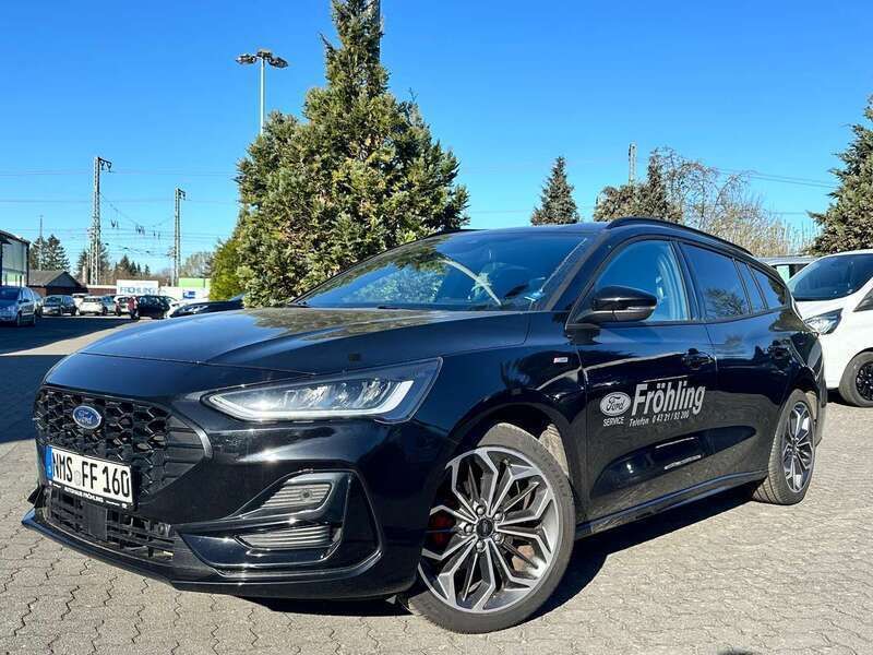 Obsidianschwarz Gebraucht 2022 Ford Focus ST-Line Kombi | 19.990 € (Guter Preis) - Bild 1/4