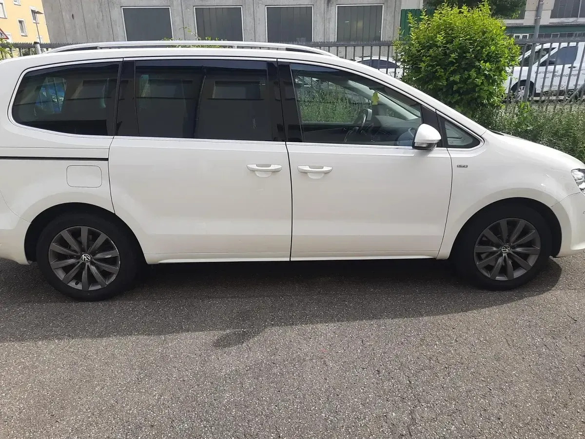 Gebraucht VW Sharan 150 PS (110 kW) 2013 Weiß Van / Kleinbus