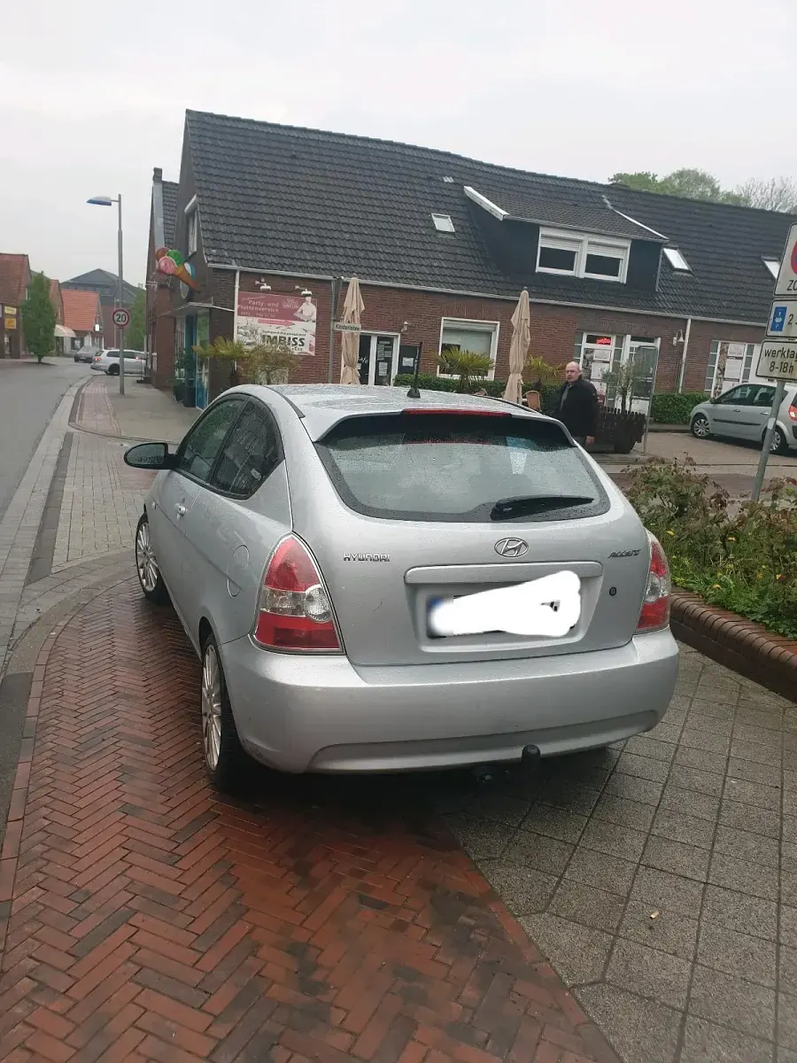 Brugt Hyundai Accent 2007 Sølv Hatchback