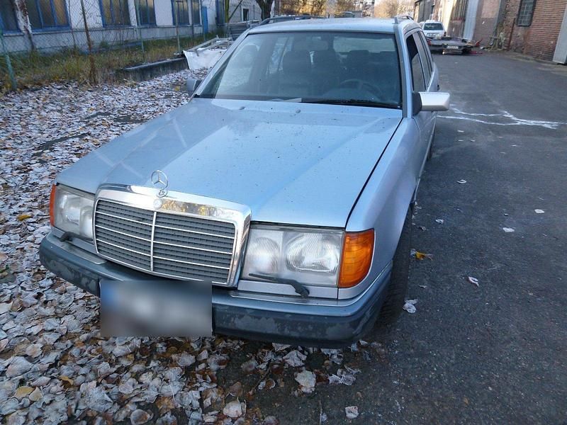 Gebraucht 1990 Mercedes 300 Kombi | 6.500 € - Bild 1/4