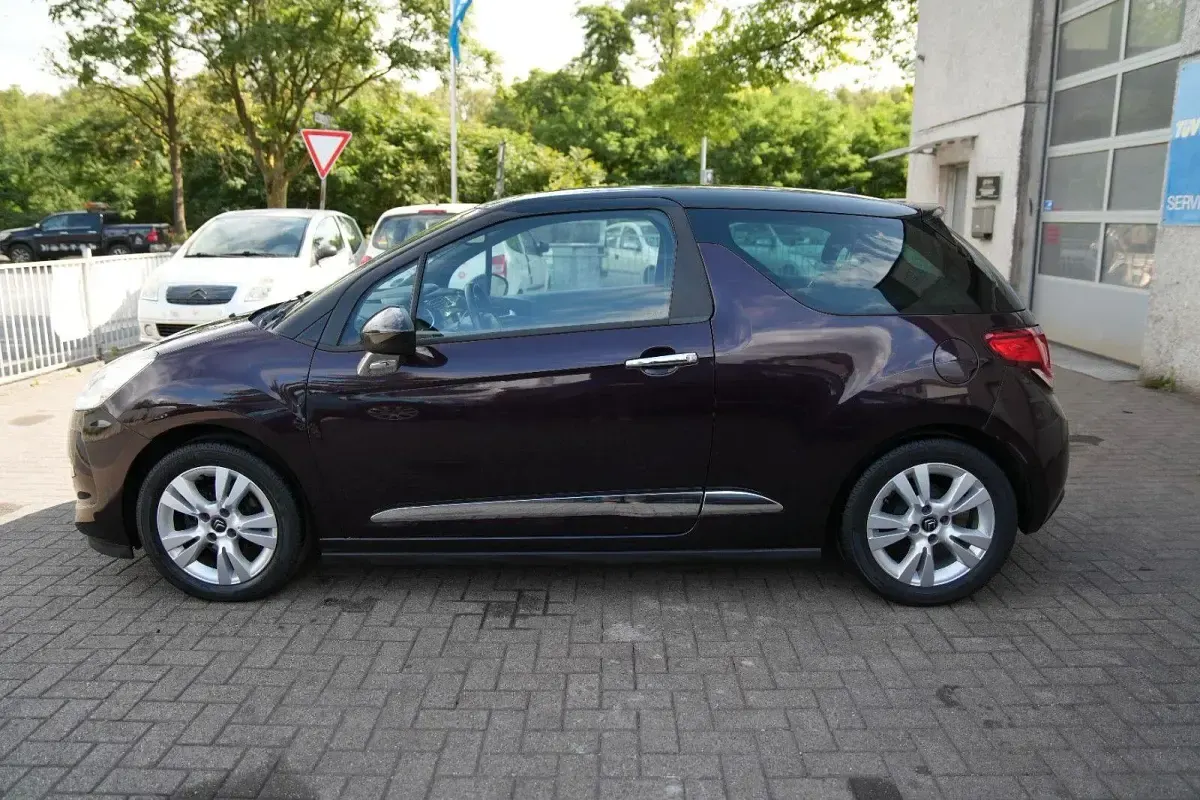 Gebraucht Citroën DS3 So Chic 82 PS (60 kW) 2015 Violett Kleinwagen