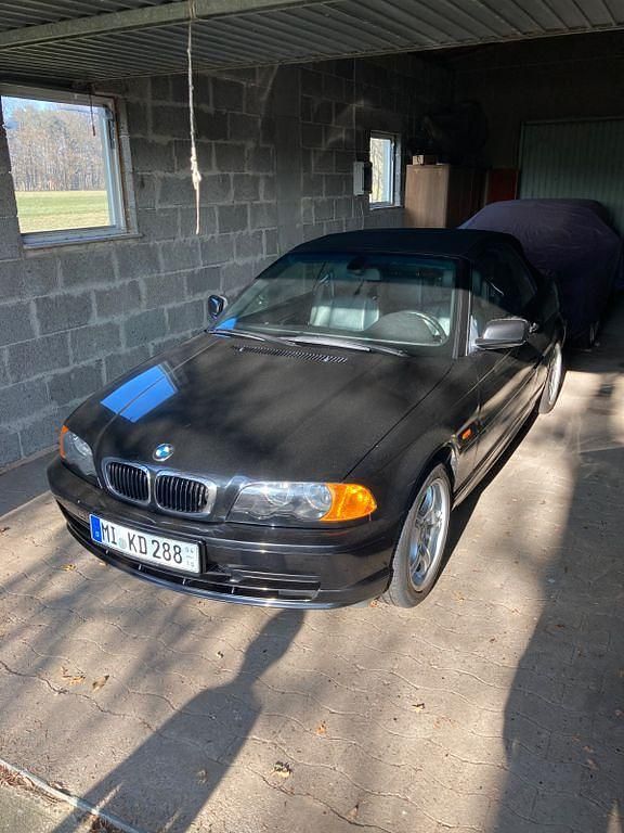 Gebraucht BMW 318 Cabriolet 143 PS (105 kW) 2003 Schwarz Cabrio
