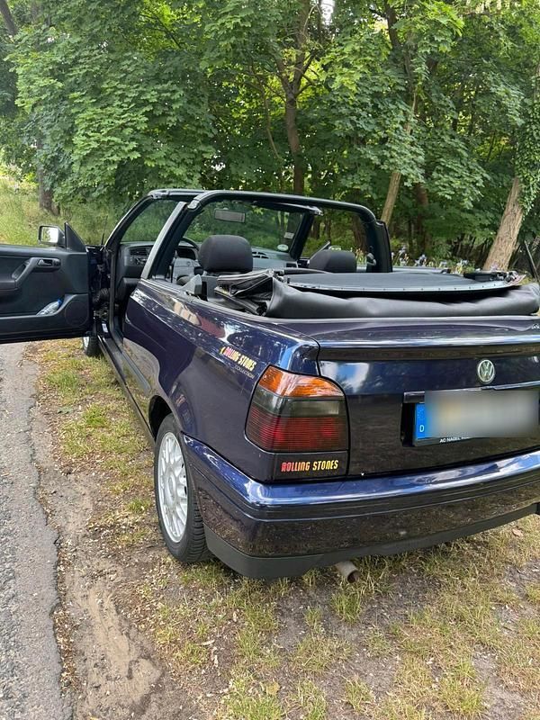 Blau Gebraucht 1996 VW Golf Cabriolet Cabrio | 1.999 € - Bild 1/4