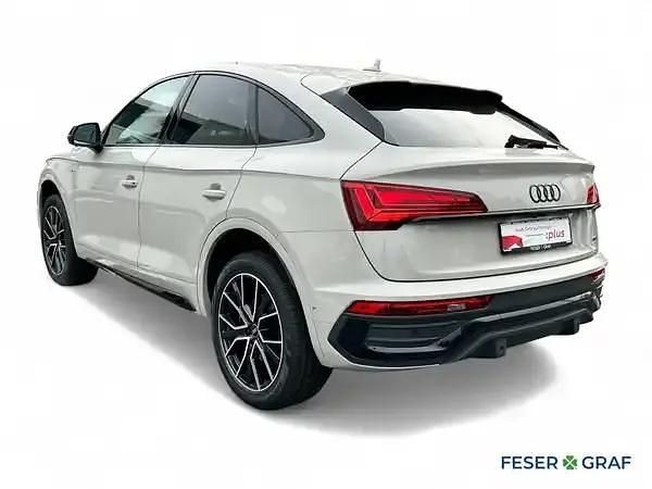 Gebraucht Audi Q5 Ambiente 204 PS (150 kW) 2024 Individuallackierungen audi exclusive SUV