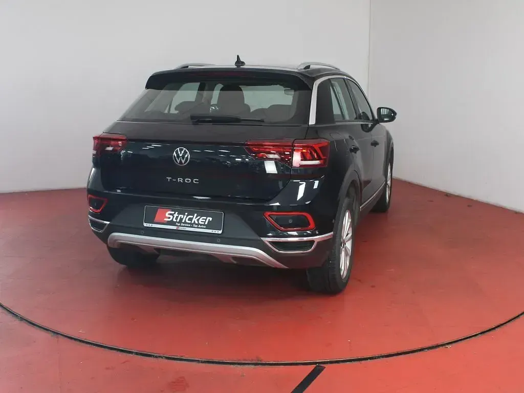 Gebraucht VW T-Roc Style 150 PS (110 kW) 2023 Deep black perleffekt (metallic) SUV