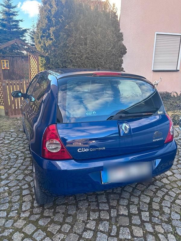 Gebraucht Renault Clio II 60 PS (44 kW) 2007 Blau Limousine