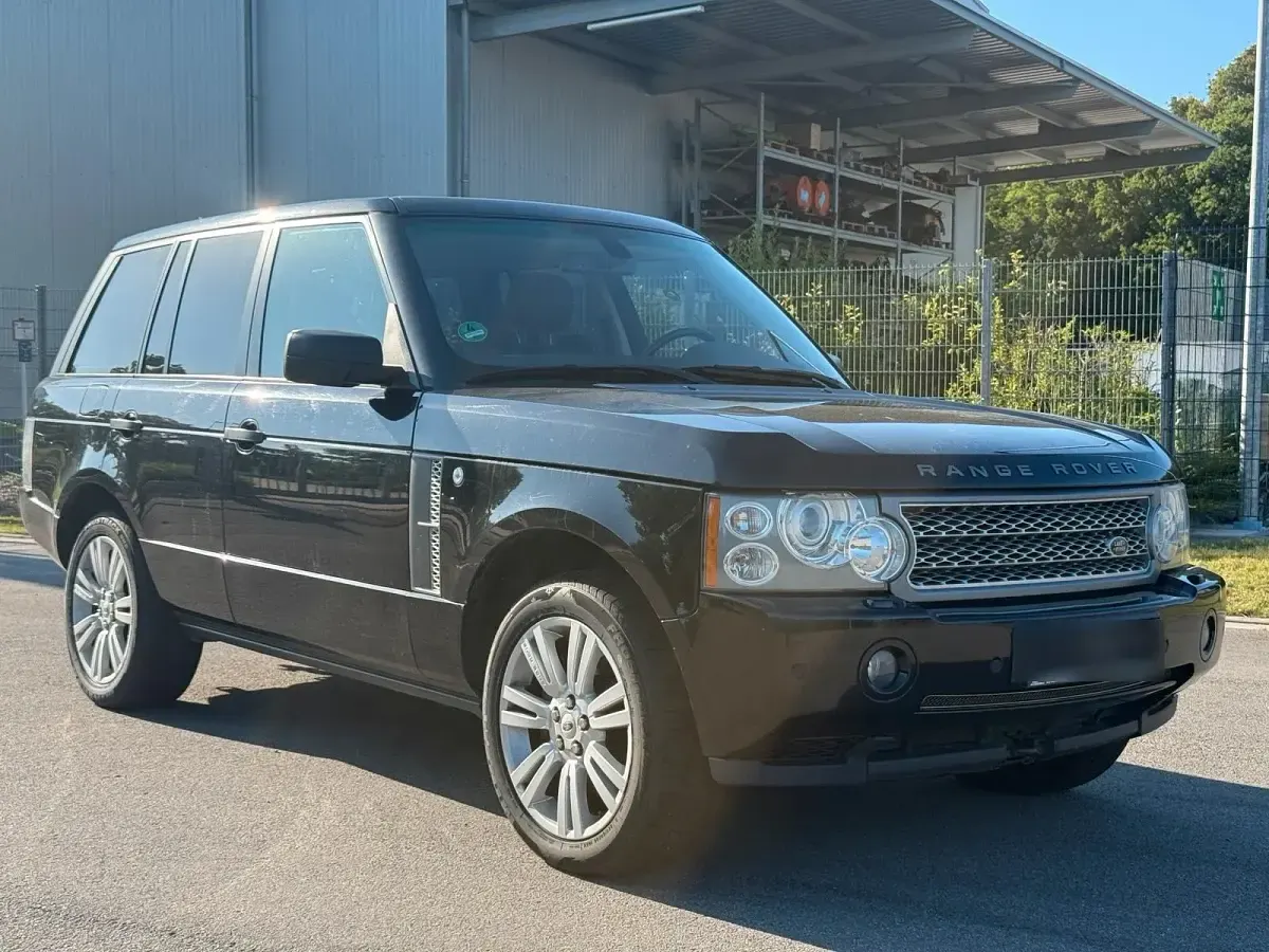 Gebraucht Land Rover Range Rover Vogue 272 PS (200 kW) 2009 Schwarz SUV