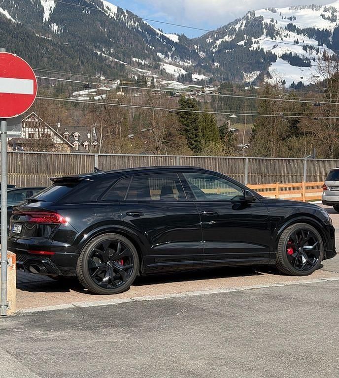 Gebraucht Audi RS Q8 Sport 600 PS (441 kW) 2023 Schwarz SUV
