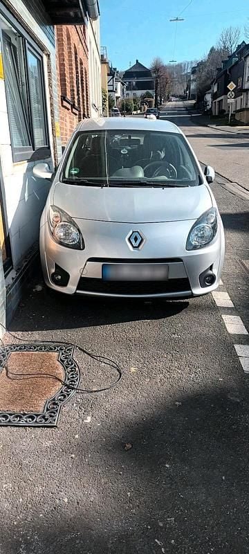 Gebraucht Renault Twingo 75 PS (55 kW) 2010 Silber Kleinwagen