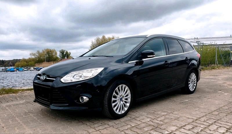 Brugt Ford Focus Titanium 150 HK (110 kW) 2012 Sort Stationcar
