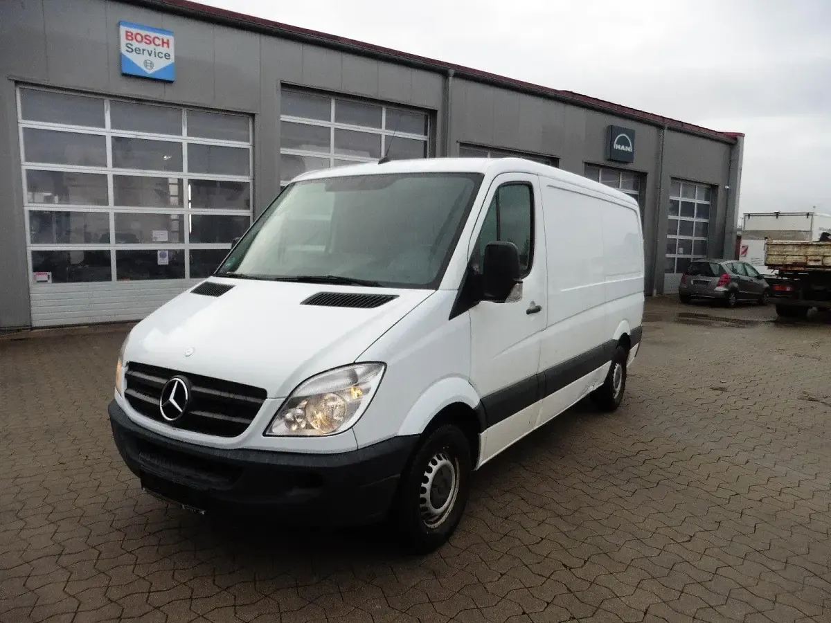 Gebraucht Mercedes Sprinter 129 PS (94 kW) 2013 Weiß Van