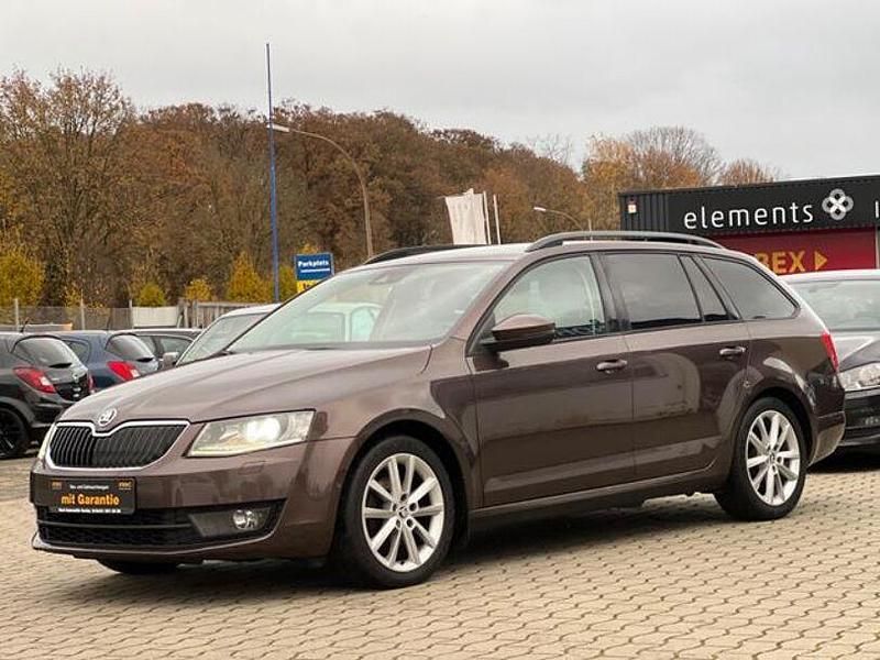 Gebraucht Skoda Octavia Elegance 150 PS (110 kW) 2013 Braun Kombi