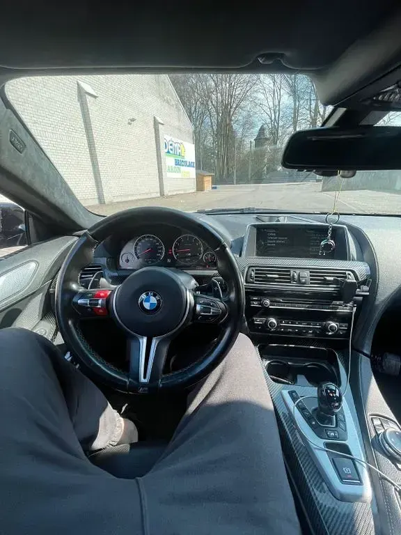 Gebraucht BMW M6 Basis 560 PS (411 kW) 2014 Schwarz Coupé