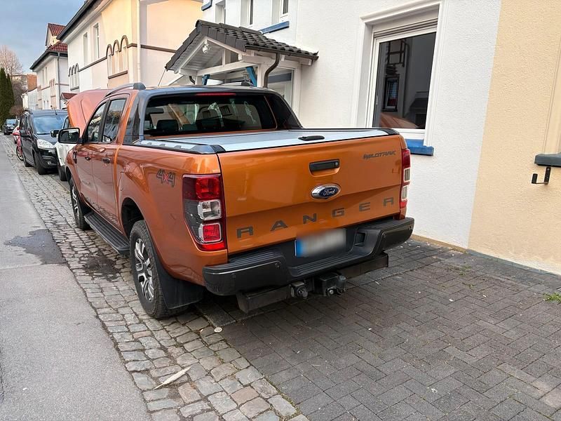 Gebraucht Ford Ranger Wildtrack 200 PS (147 kW) 2017 Orange Pickup
